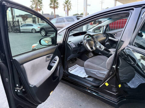 2015 Toyota Prius Two