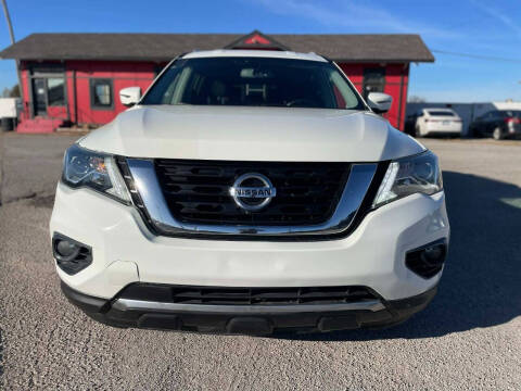 2020 Nissan Pathfinder SV