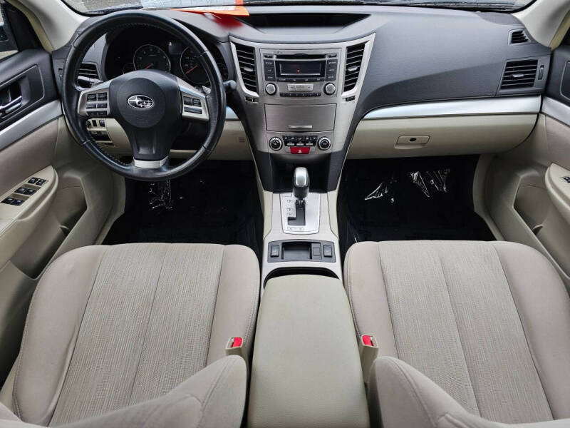 2013 Subaru Outback 2.5i Premium