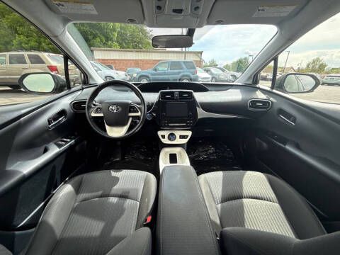 2016 Toyota Prius Three