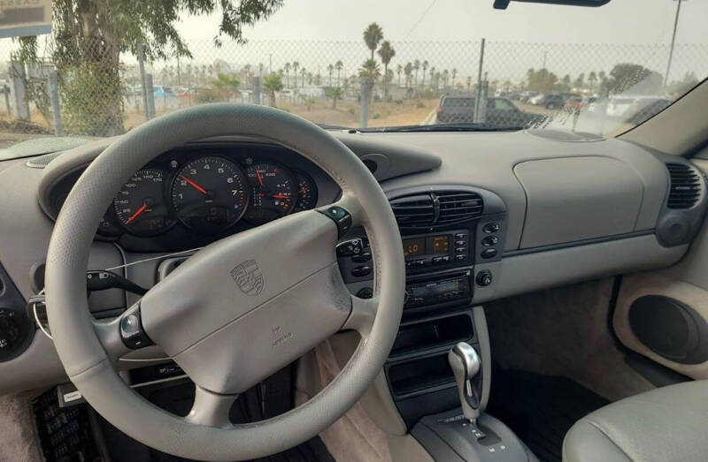 1999 Porsche 911 Carrera