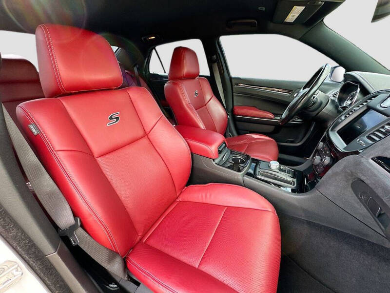 2021 Chrysler 300 S V8