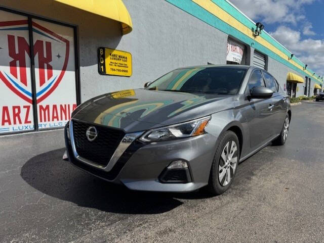 2020 Nissan Altima for sale at Karz Mania in Davie FL