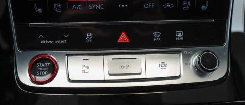 2023 Audi SQ8 4.0T quattro Premium Plus