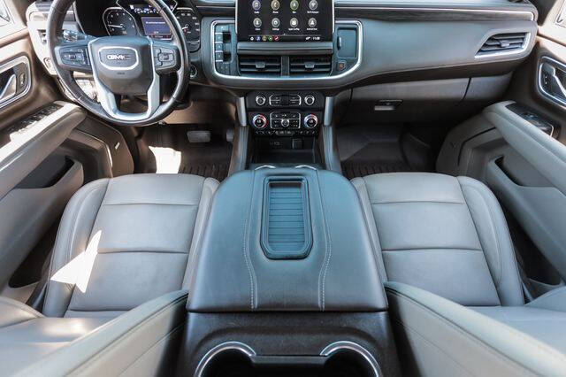 2021 GMC Yukon SLT