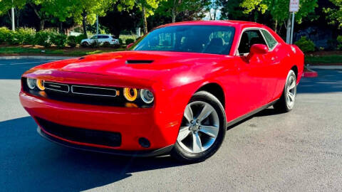 2022 Dodge Challenger SXT