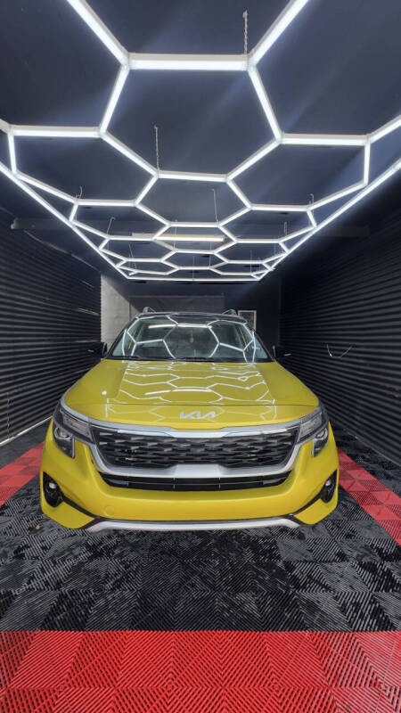 2023 Kia Seltos Nightfall's photo