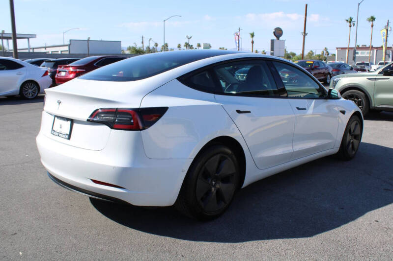 2021 Tesla Model 3 Standard Range Plus
