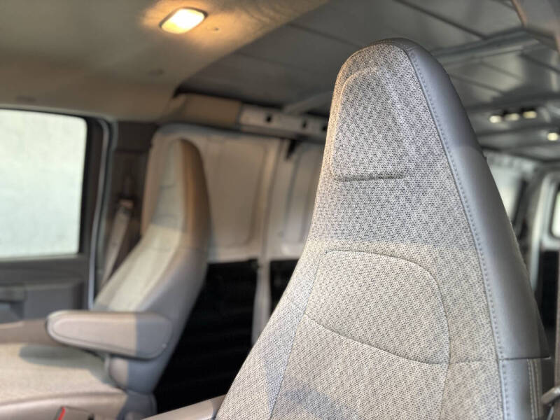 2019 GMC Savana 3500