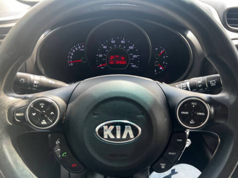 2015 Kia Soul +
