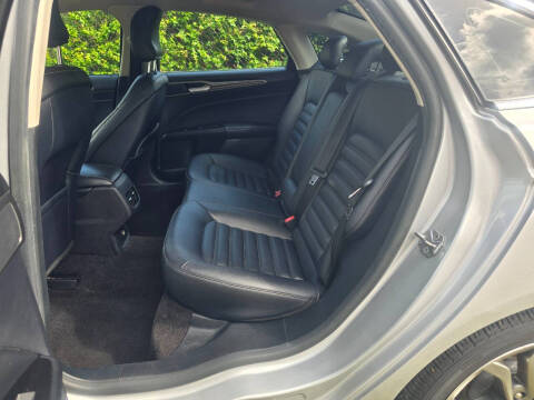 2019 Ford Fusion SEL