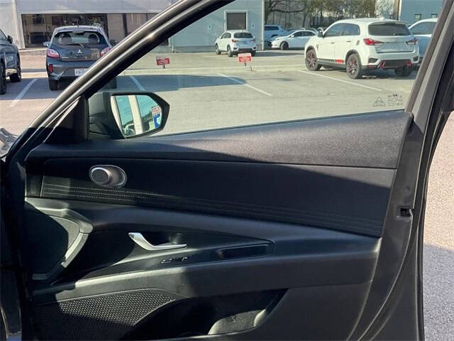 2023 Hyundai Elantra