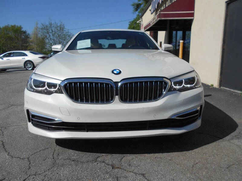 2019 BMW 5 Series 530i