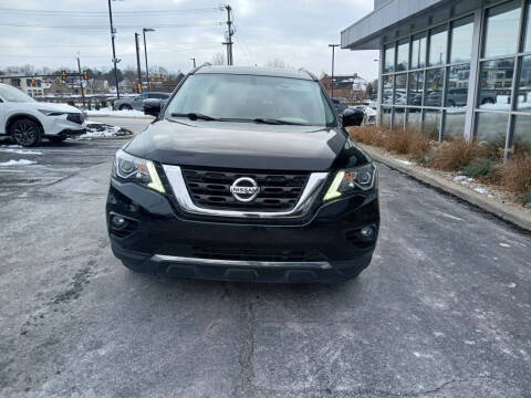 2018 Nissan Pathfinder Platinum
