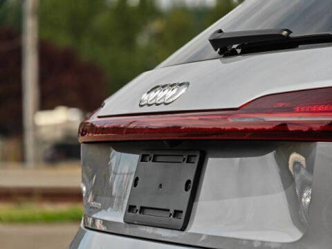 2019 Audi e-tron quattro Prestige