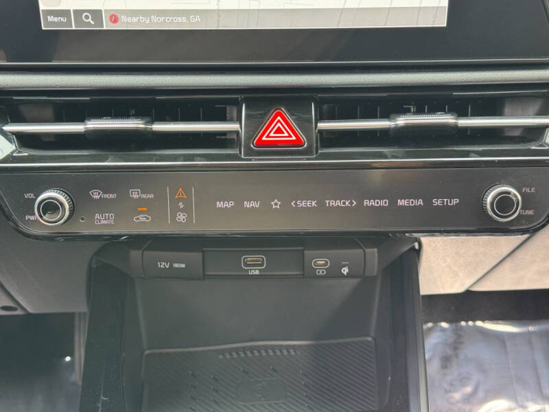 2024 Kia Niro EX