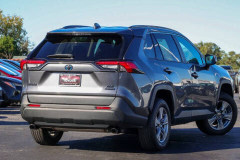 2022 Toyota RAV4 Hybrid XLE
