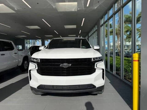 2023 Chevrolet Suburban RST