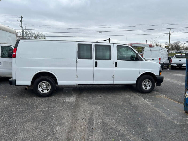 2020 Chevrolet Express 2500