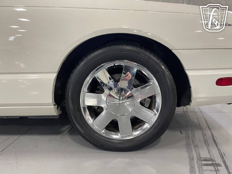 2003 Ford Thunderbird