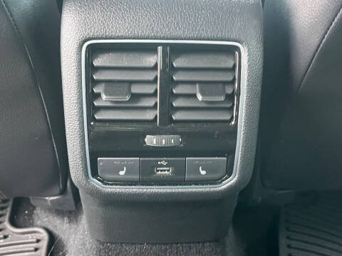 2016 Volkswagen Passat 1.8T SE