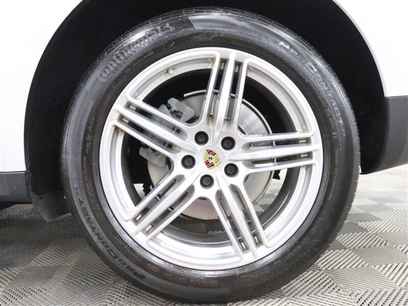 2020 Porsche Macan S