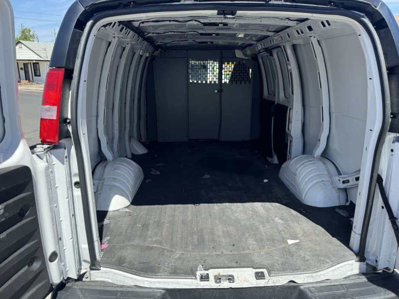 2022 Chevrolet Express 3500