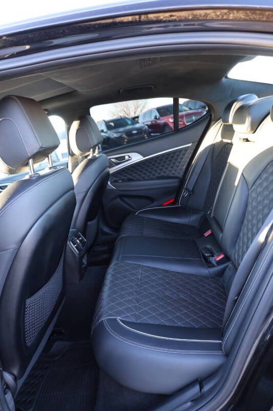 2019 Genesis G70 3.3T Advanced