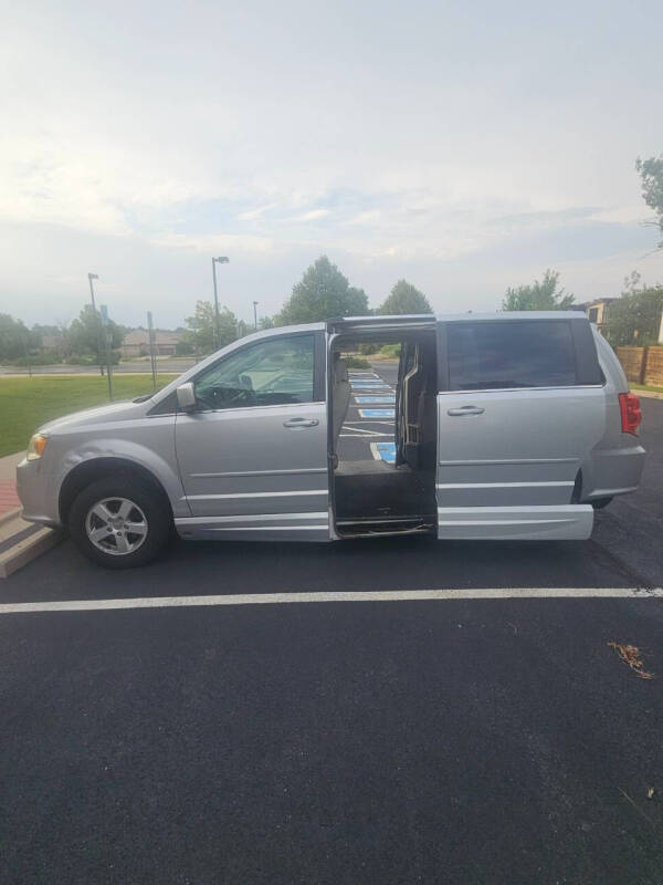 2011 Dodge Grand Caravan Crew