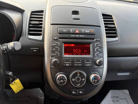 2013 Kia Soul +