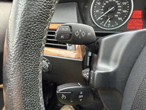 2009 BMW 5 Series 528i xDrive