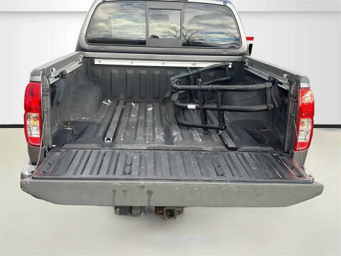 2021 Nissan Frontier SV