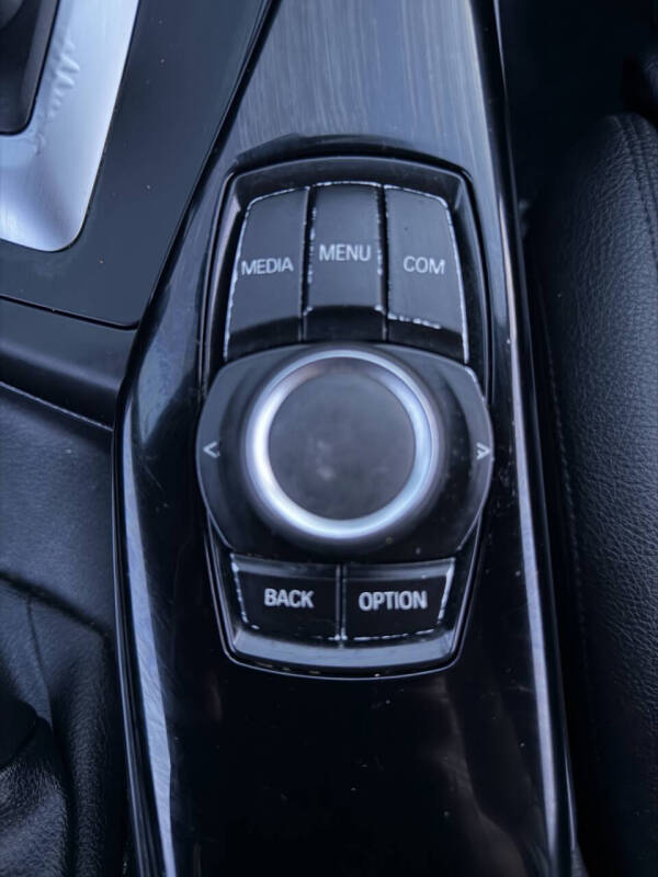 2019 BMW 2 Series 230i