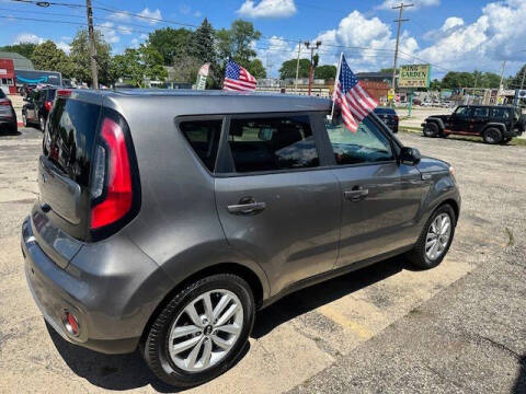 2018 Kia Soul +