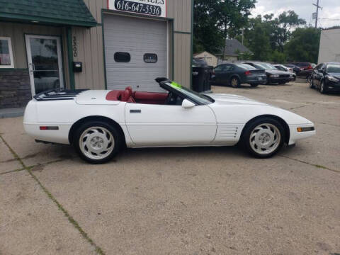 1992 Chevrolet Corvette for sale at H & L AUTO SALES LLC in Wyoming MI