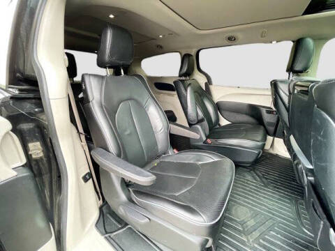 2018 Chrysler Pacifica Hybrid Limited