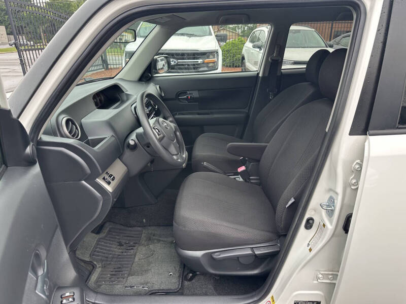 2008 Scion xB