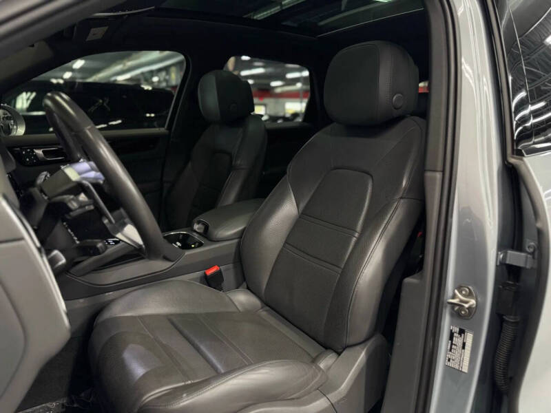 2023 Porsche Cayenne