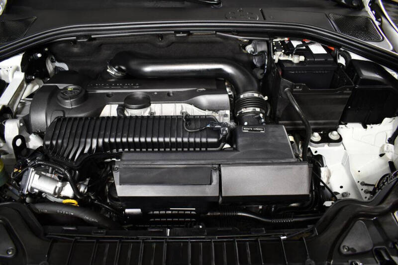 2015 Volvo V60 Cross Country T5