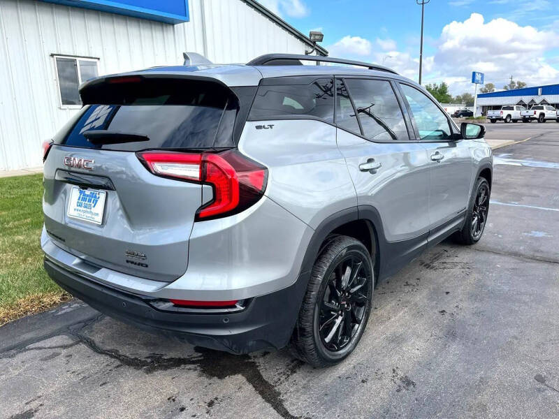 2024 GMC Terrain SLT