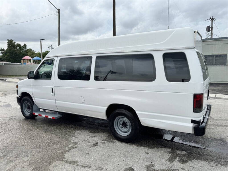 2013 Ford E-Series E-150