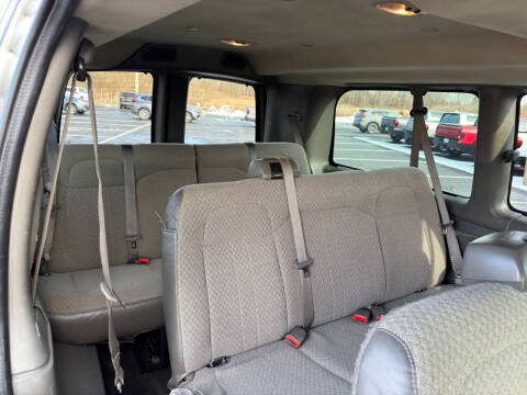 2016 Chevrolet Express LT 2500