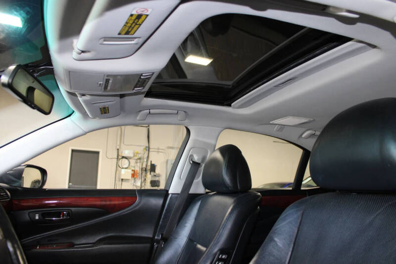 2007 Lexus LS 460