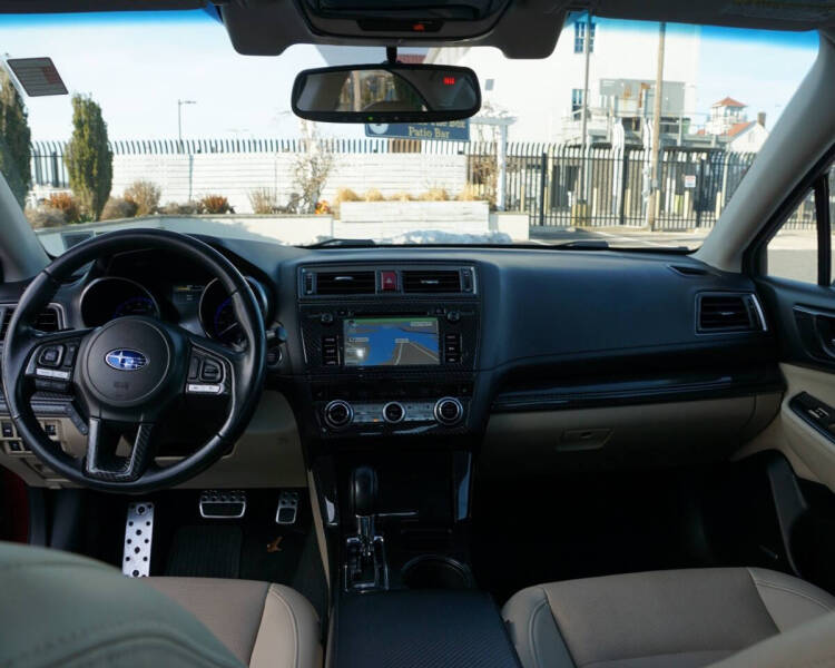 2016 Subaru Legacy 3.6R Limited