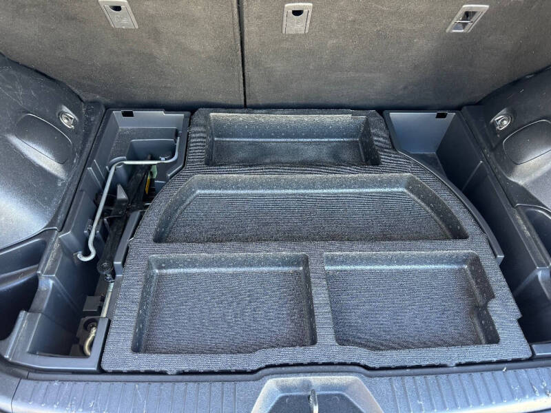 2012 Scion xB Base photo 17