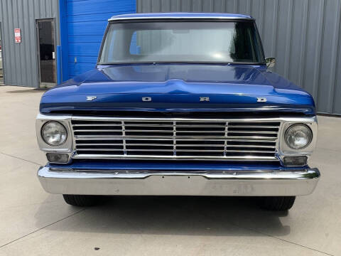 1967 Ford F-100