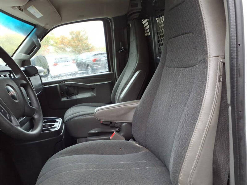 2020 GMC Savana 2500