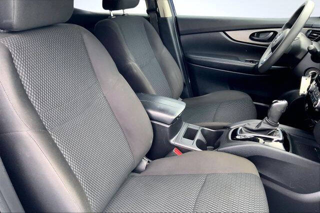 2022 Nissan Rogue Sport S