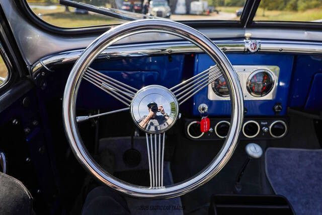 1949 Willys Jeepster
