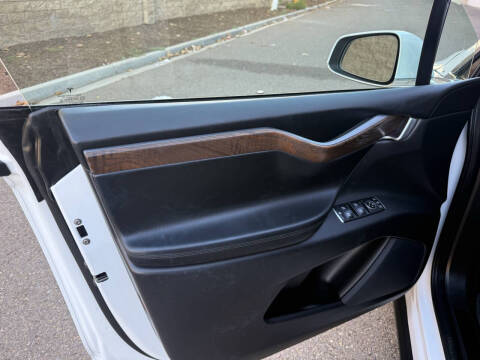 2021 Tesla Model X Long Range Plus